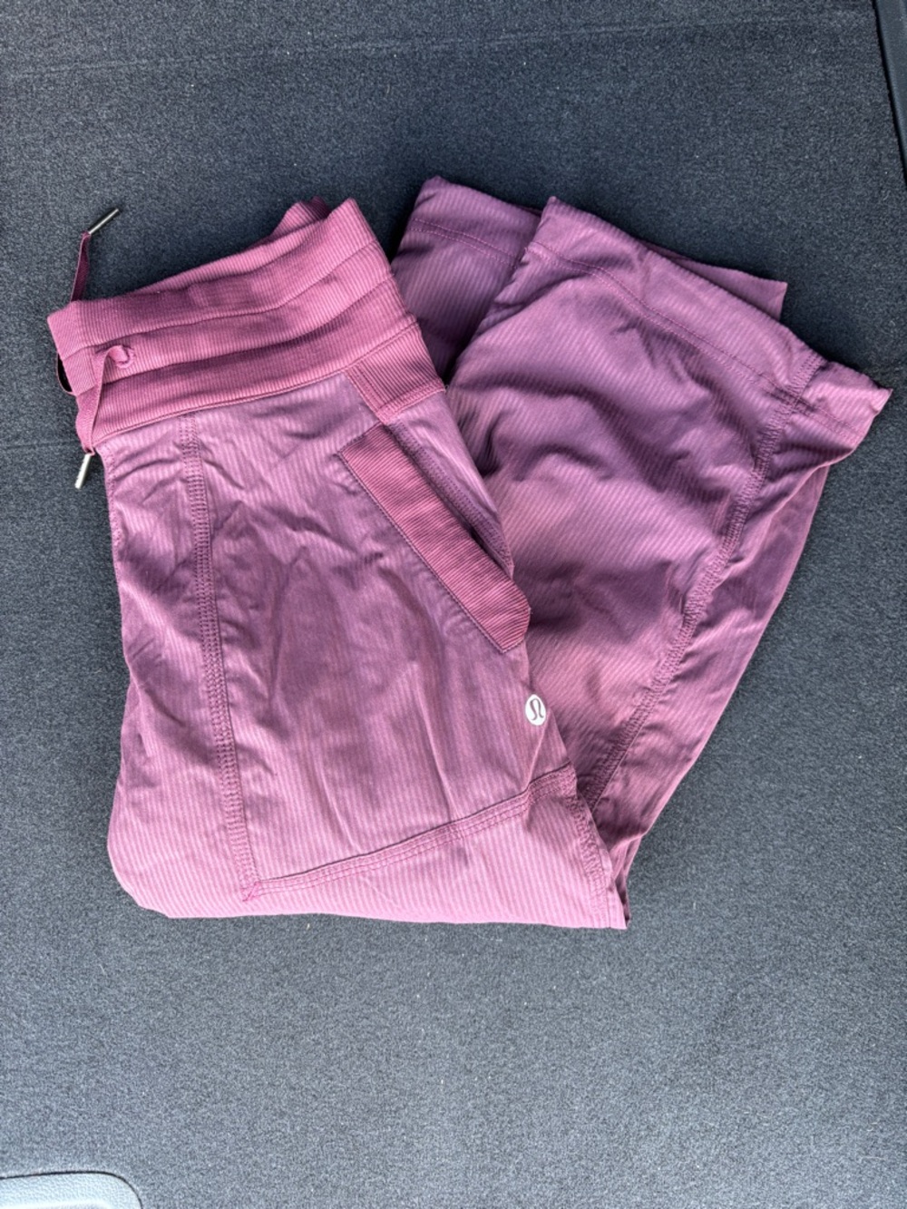 lululemon Dance Studio Mid-Rise Cropped Pant Sz 2 - Picture 7 of 8